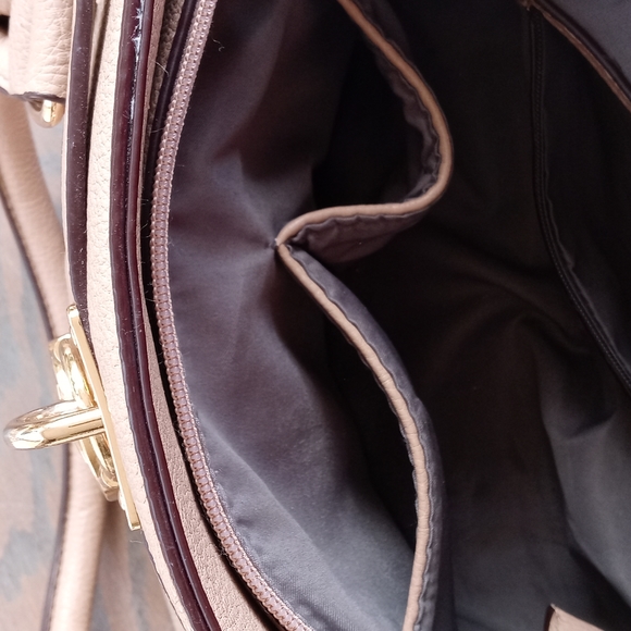 MICHAEL KORS HAMILTON ZIP CLOSER SATCHEL - Picture 11 of 11